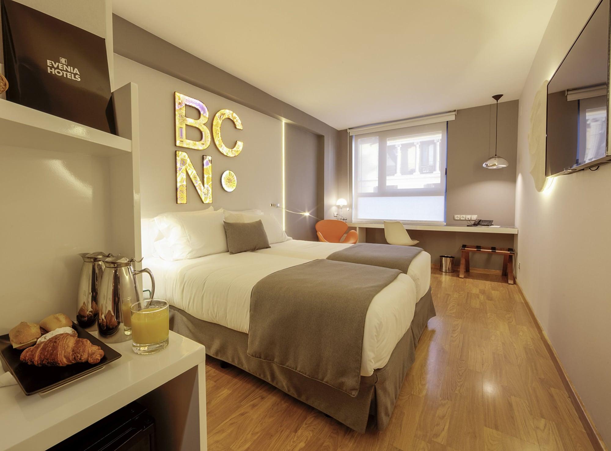Hotel Evenia Rossello Barcellona Esterno foto