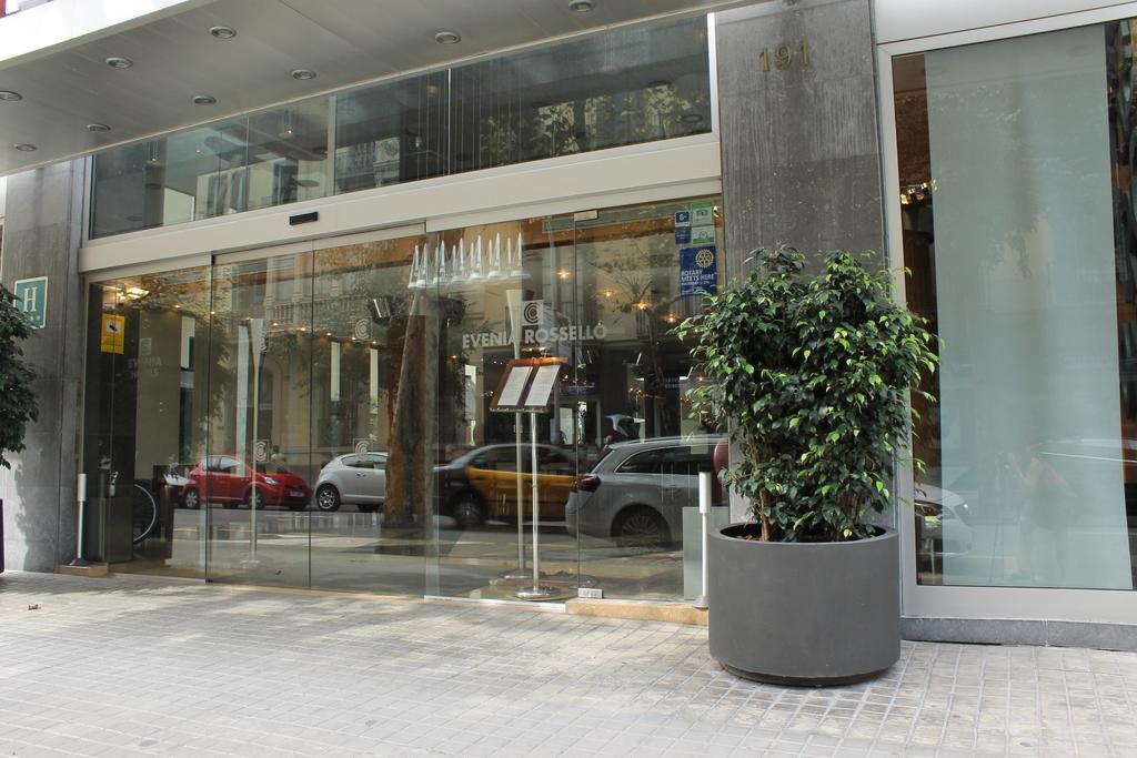 Hotel Evenia Rossello Barcellona Esterno foto