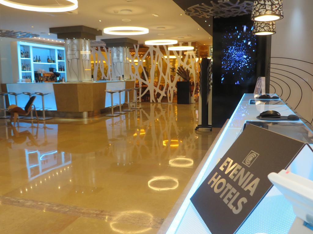 Hotel Evenia Rossello Barcellona Esterno foto