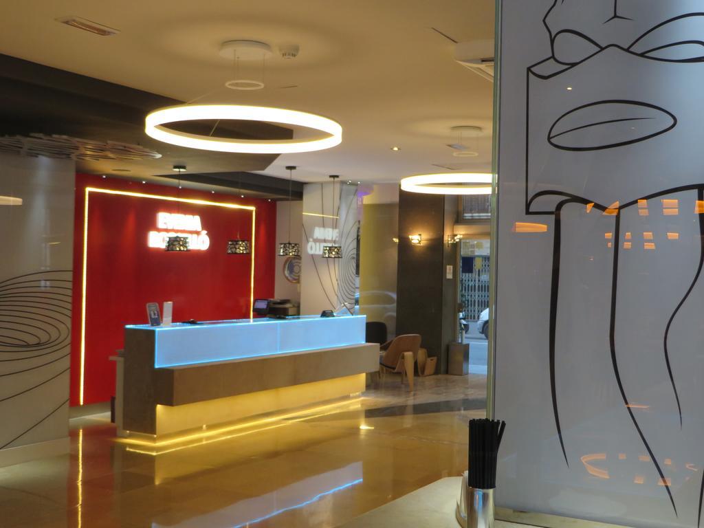 Hotel Evenia Rossello Barcellona Esterno foto