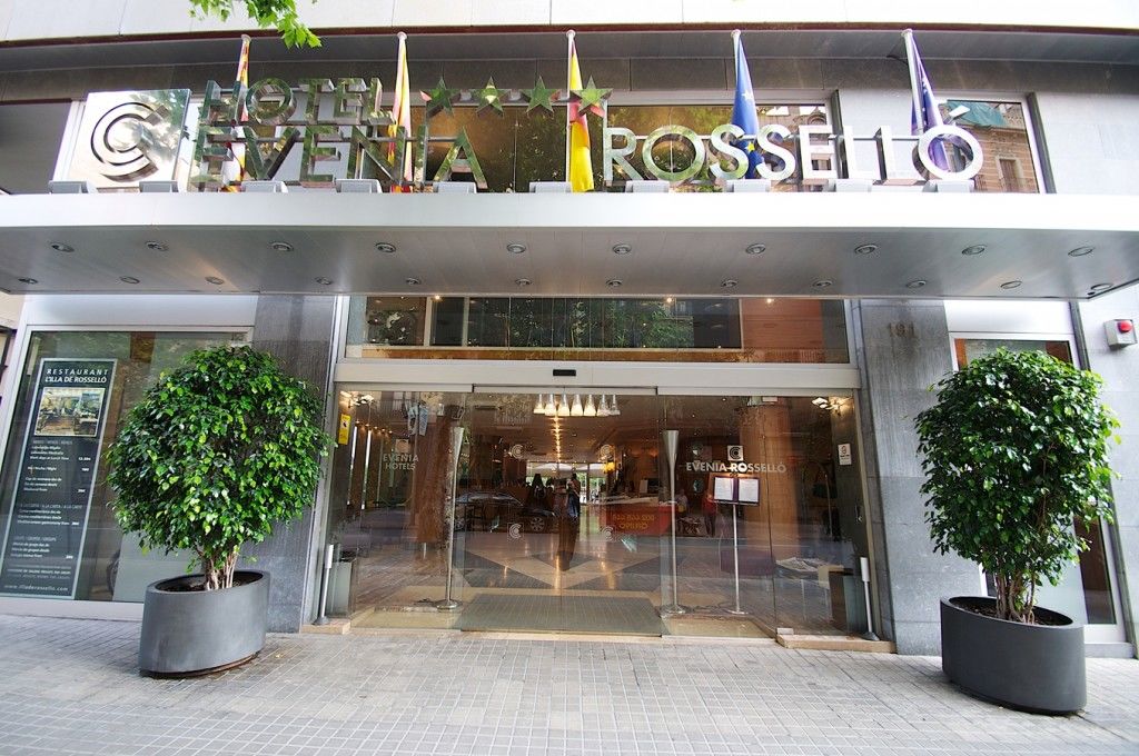 Hotel Evenia Rossello Barcellona Esterno foto