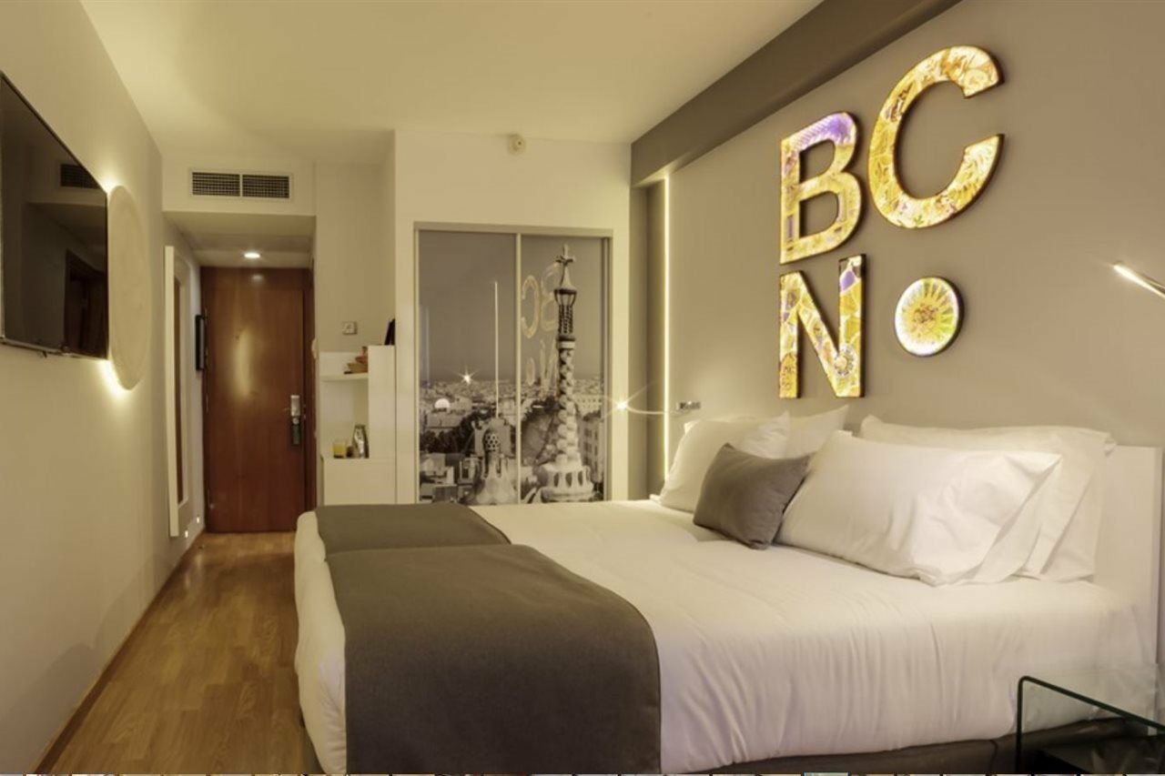 Hotel Evenia Rossello Barcellona Esterno foto