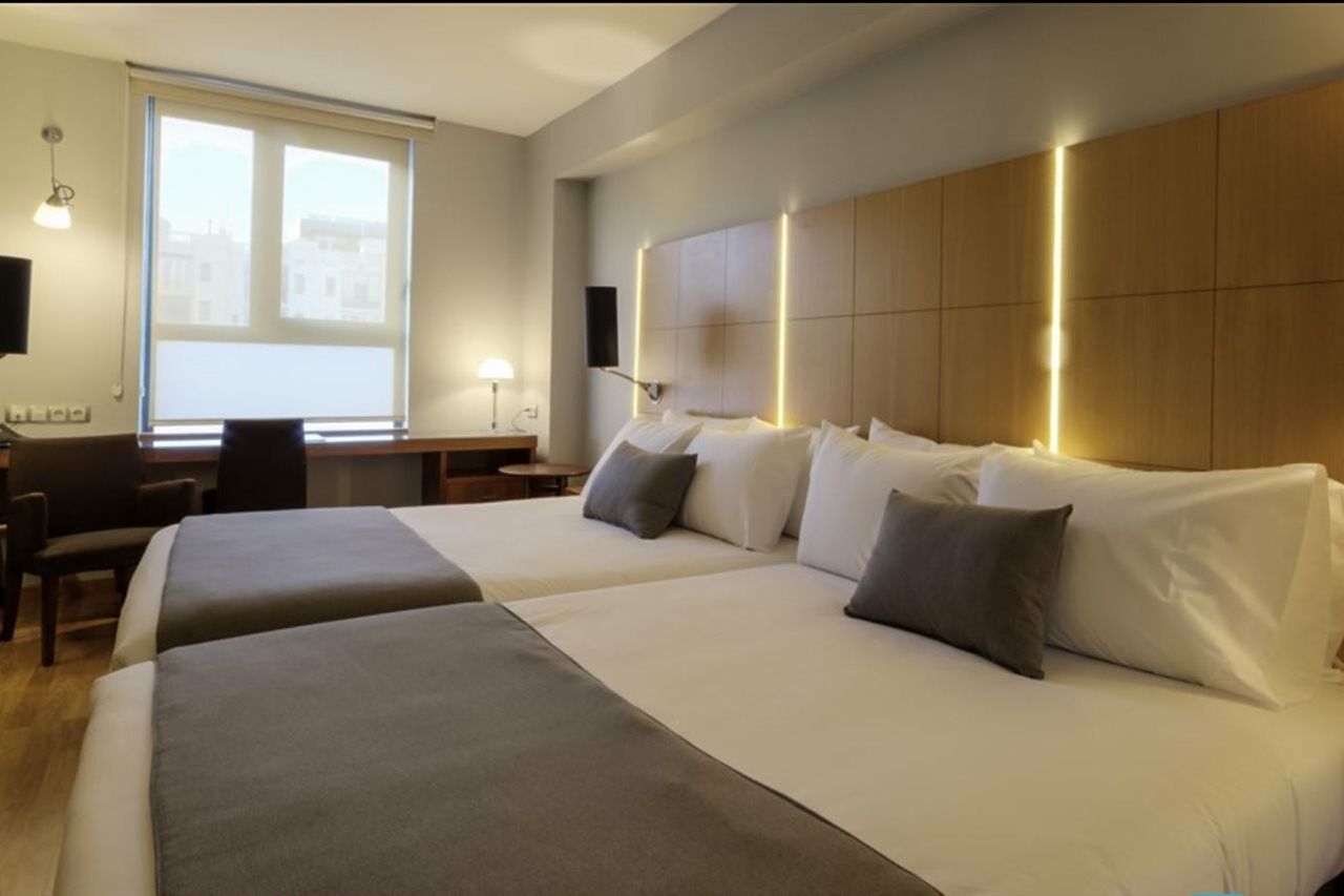 Hotel Evenia Rossello Barcellona Esterno foto