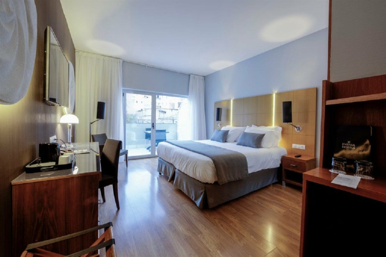 Hotel Evenia Rossello Barcellona Esterno foto